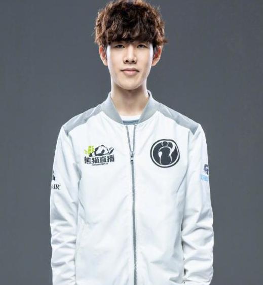 EDward Gaming 轻松击败 Dragon Rangers 晋级 VCT 2025： 中国 Kickoff 下半区决赛