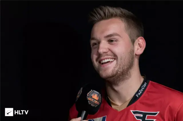 Cat赛后更博：我们是冠军！！打好的好兄弟们